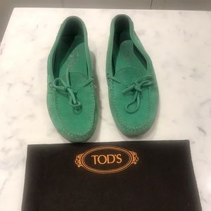 Tod’s loafers with soft rubber bottoms sz 39